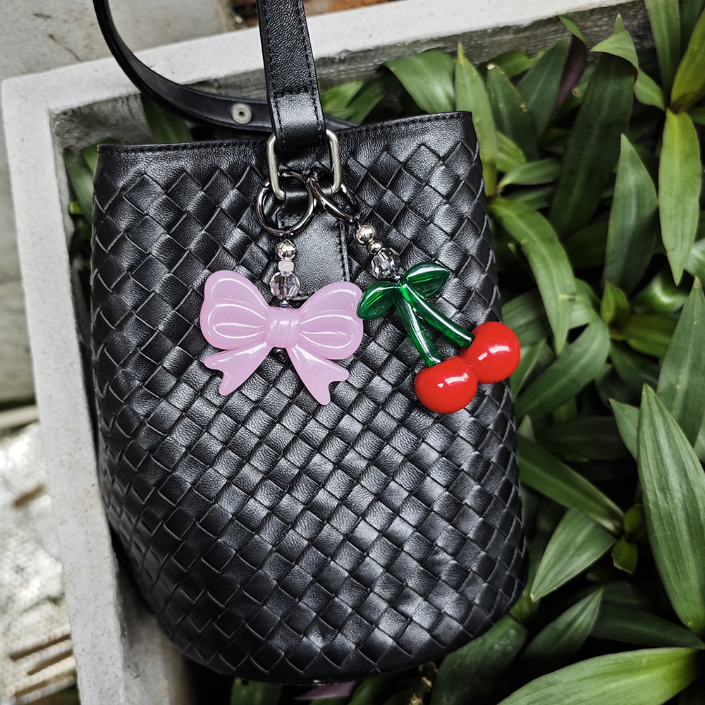 Women'S Y2K Accessories - HERLOOK حقيبة الكرز الكبيرة سحر المفاتيح