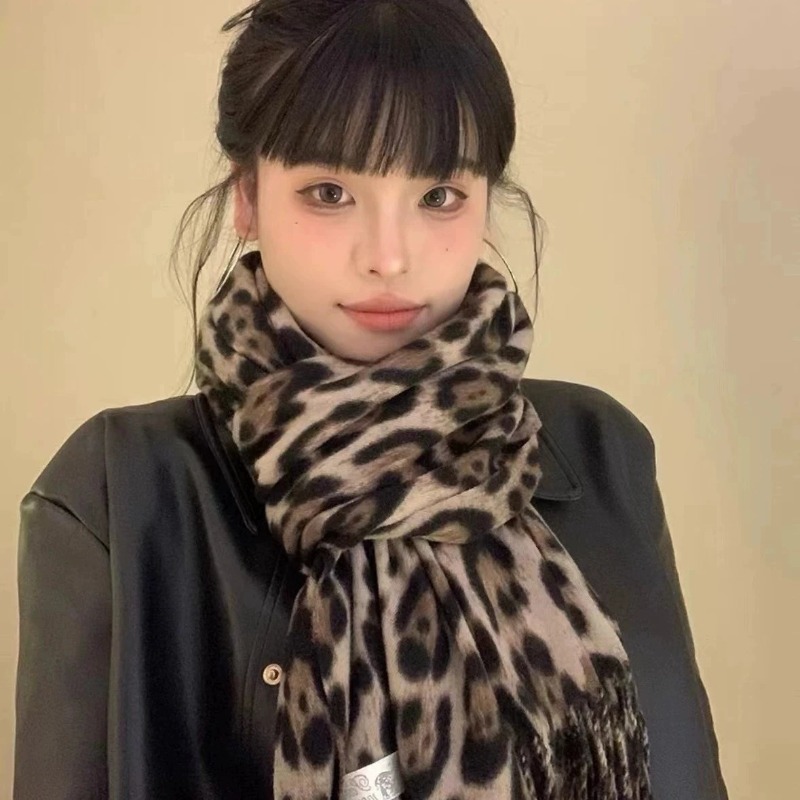 2025 جديد ريترو الحرير ليوبارد - مراجعة Women'S Winter Accessories Set وسعره