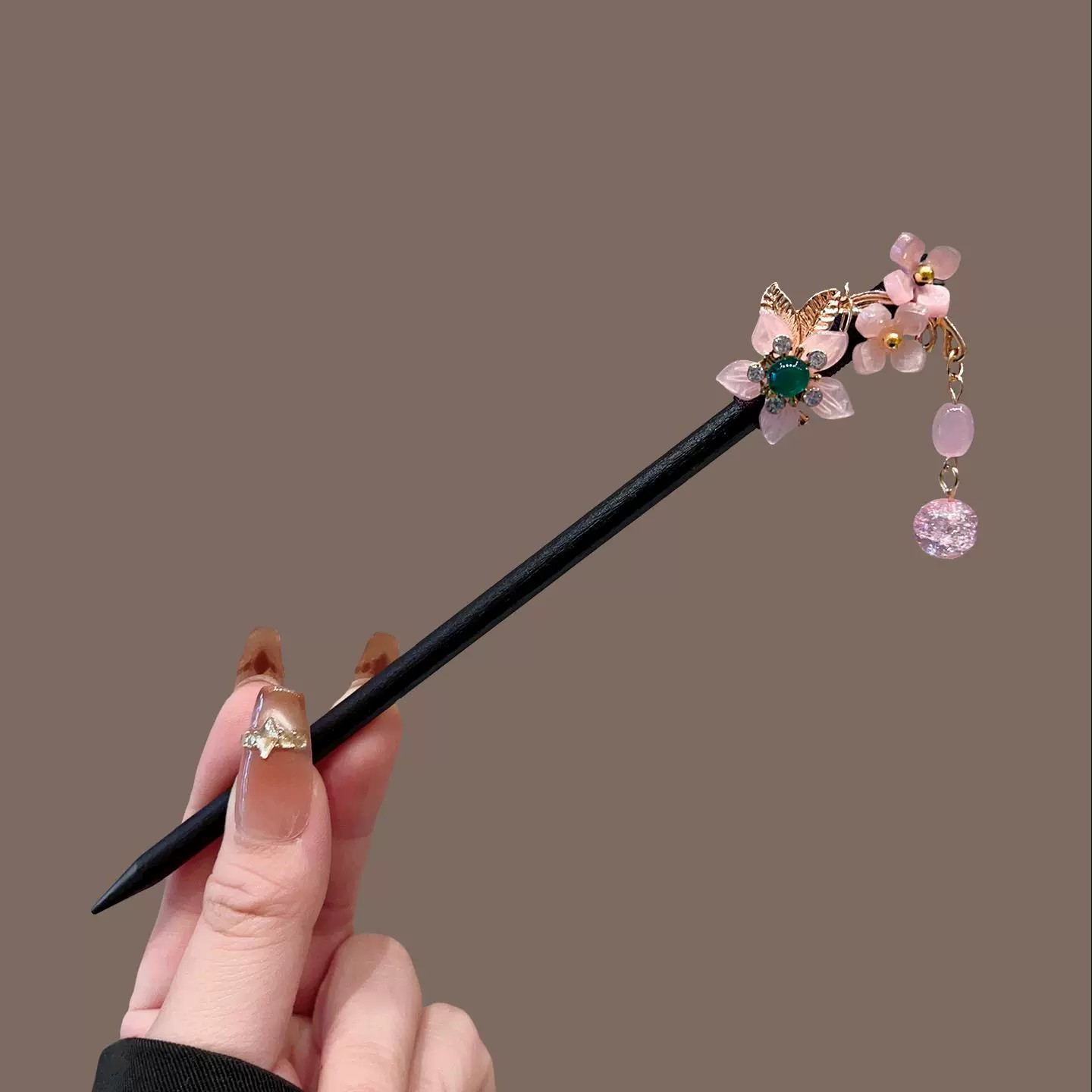 دبوس شعر خشبي عتيق للنساء عصا  - مراجعة Hair Fork Stick وسعره