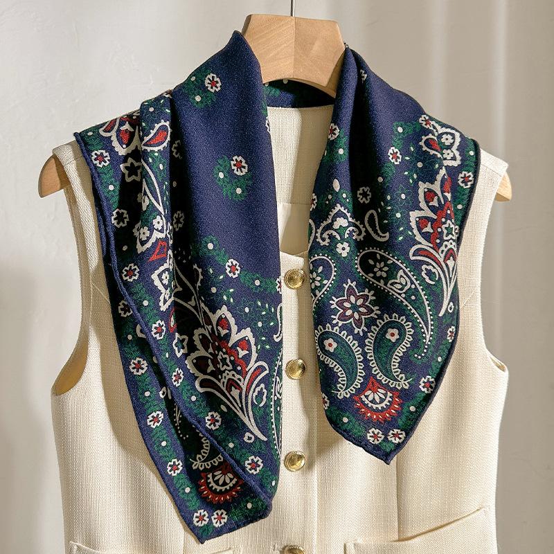 70% الصوف 30% وشاح حريري النسا - مراجعة Women'S Winter Accessories Set وسعره